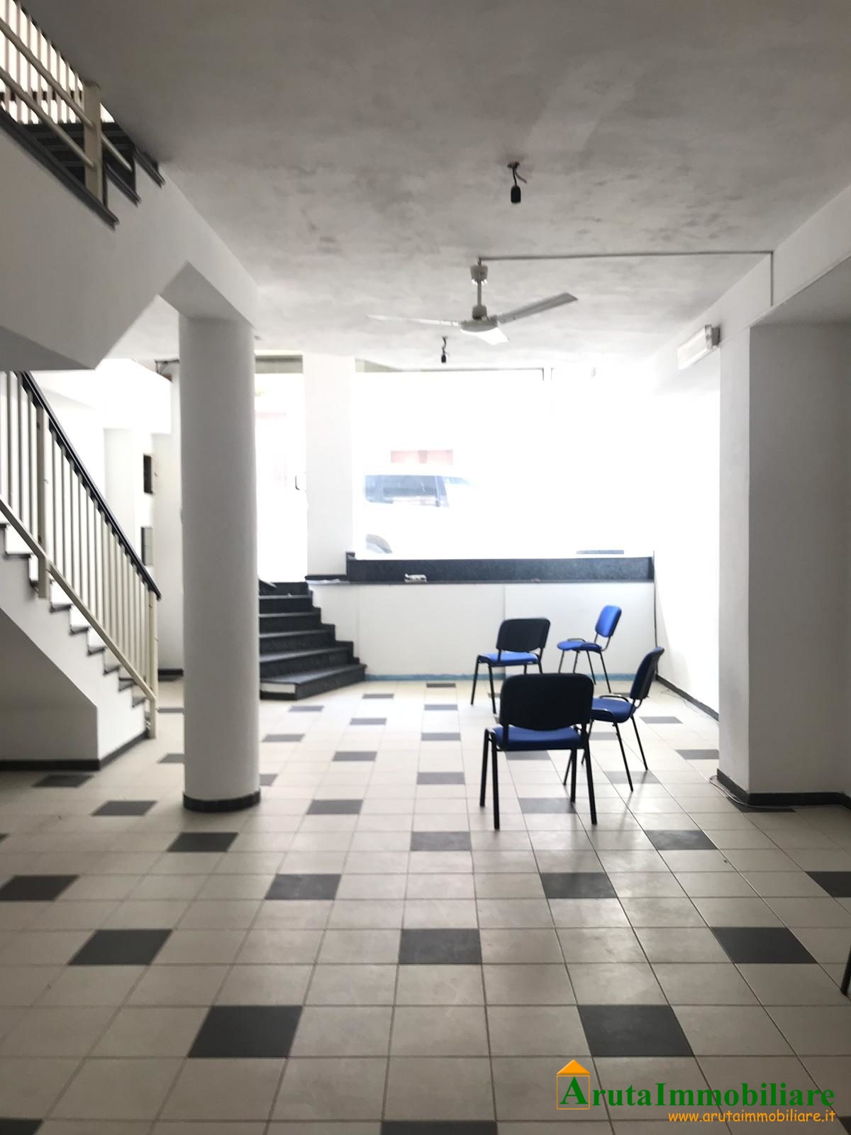 Locale commerciale Corso Nunzio Costa (10)