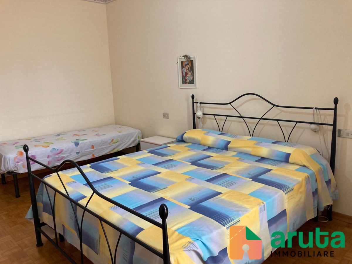 Portopalo di C.P. - Via Alcide De Gasperi (21)