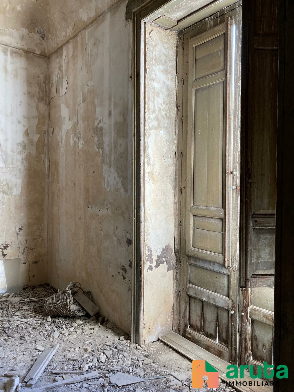 Rosolini - Piazza Masianello (7)