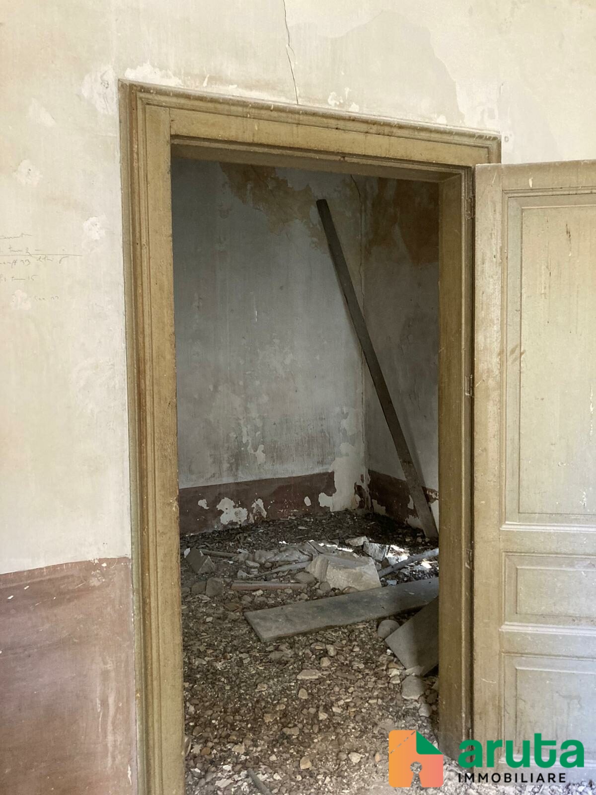 Rosolini - Piazza Masianello (8)