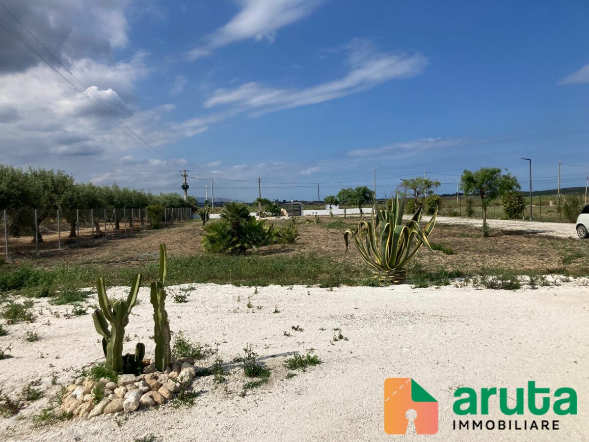 Noto - Contrada Luparello (8)