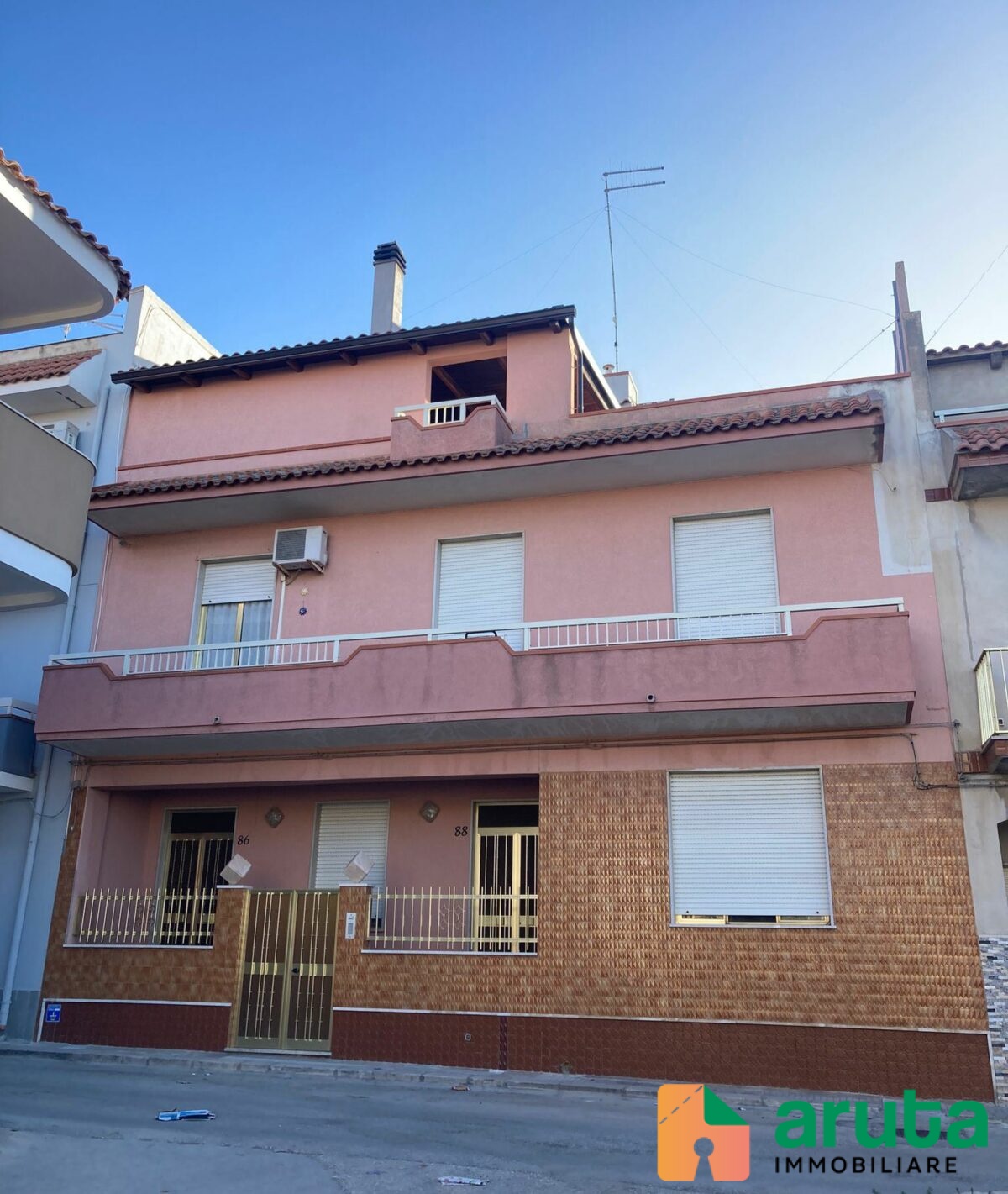 Pachino - Via Francesco Caruso (108)