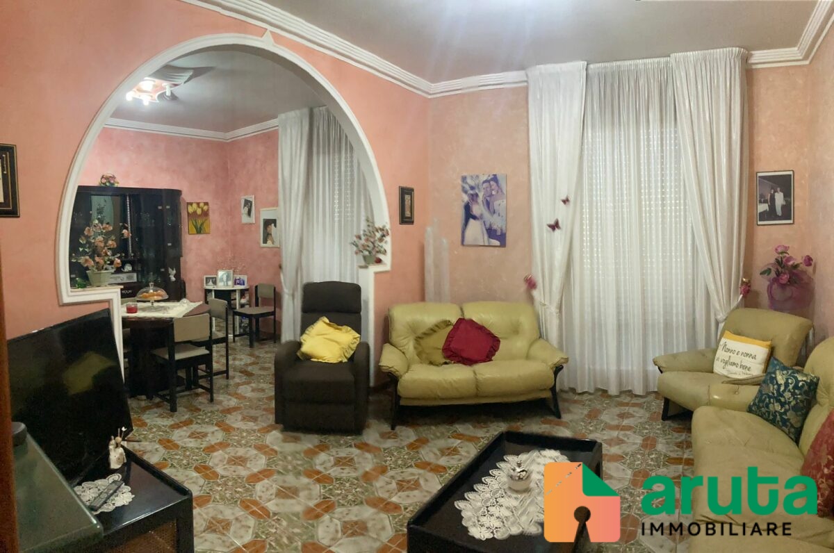 Pachino - Via Francesco Caruso (135)