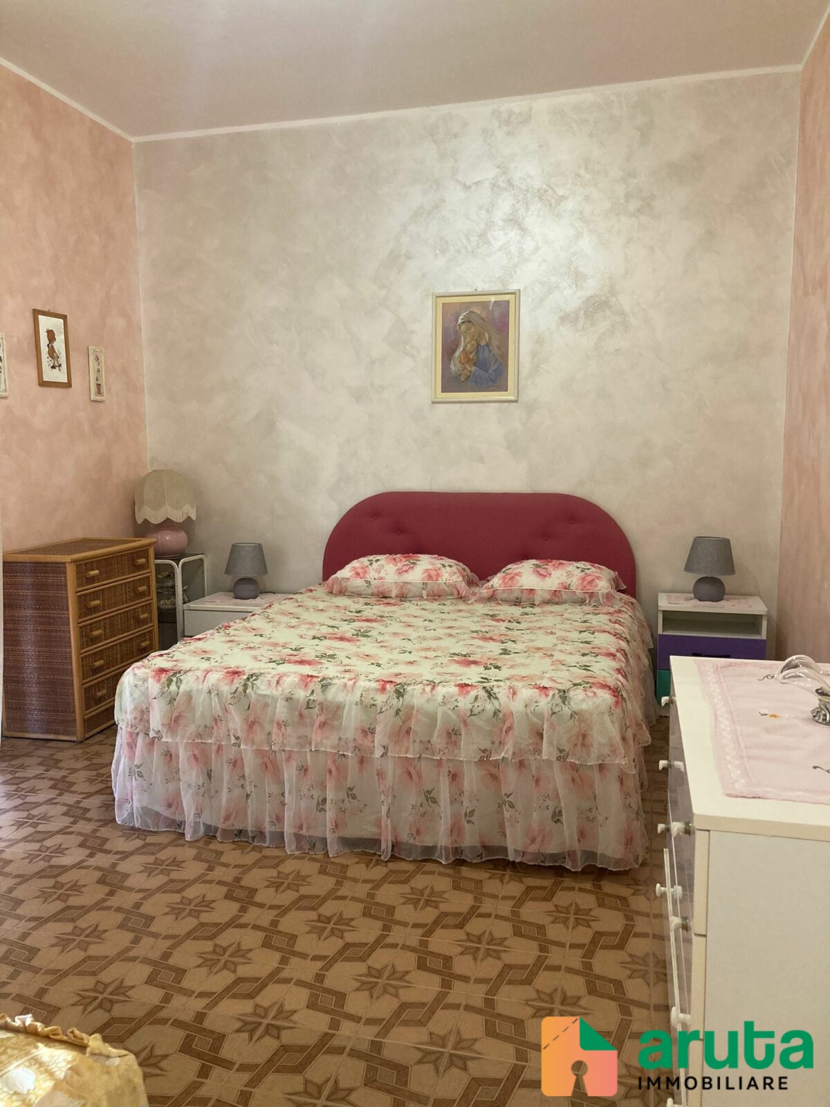 Pachino - Via Francesco Caruso (181)