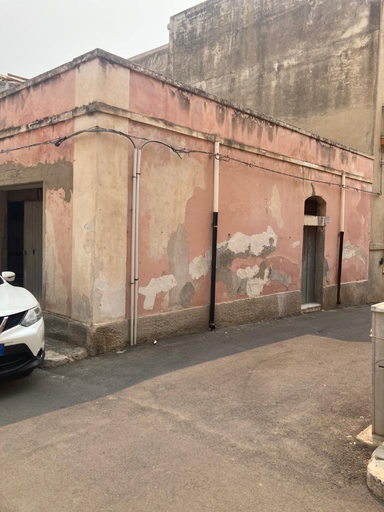 Pachino - Via Durando (7)