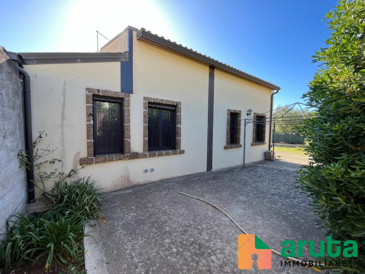 Noto - San Lorenzo (11)