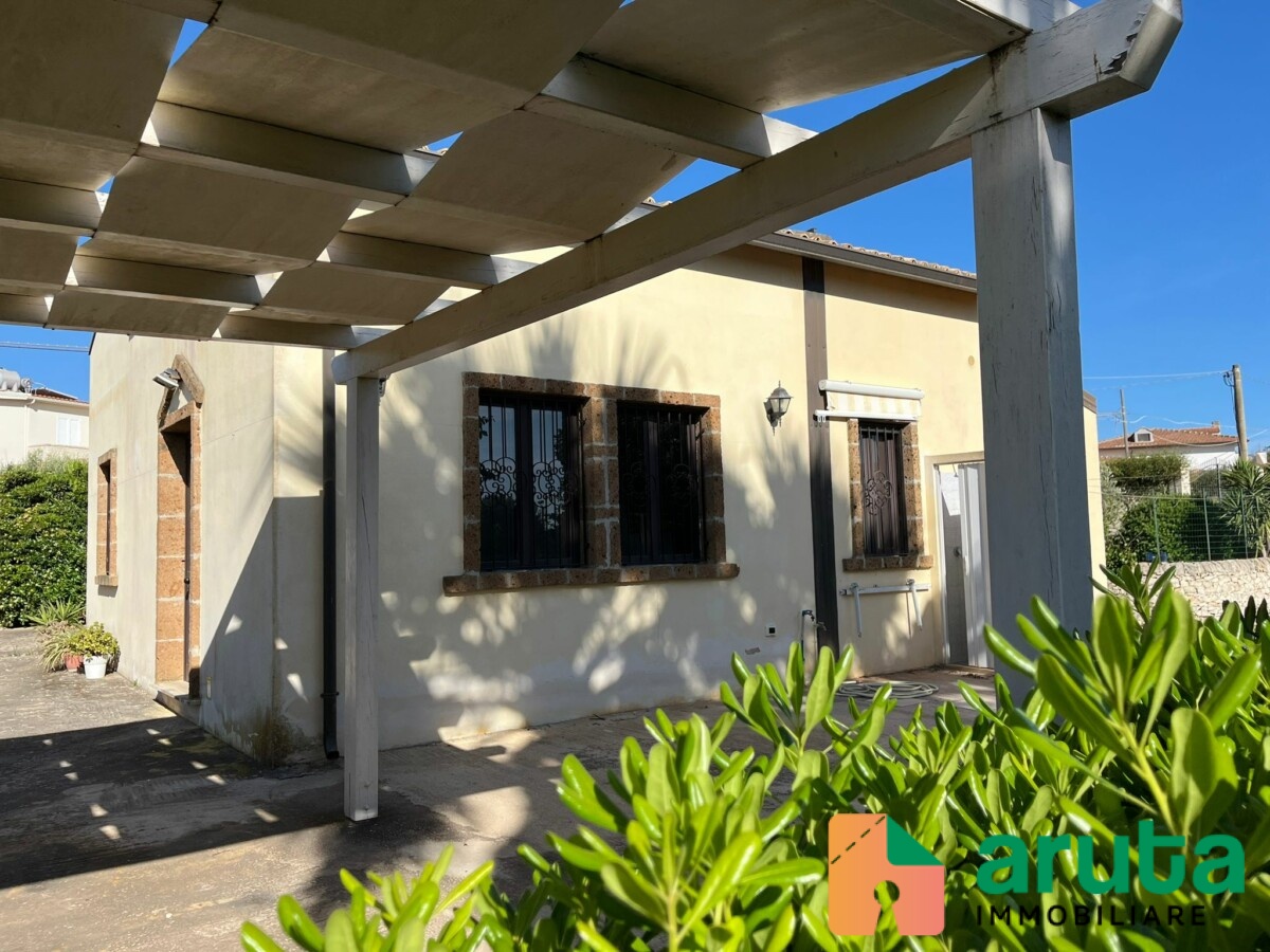 Noto - San Lorenzo (23)