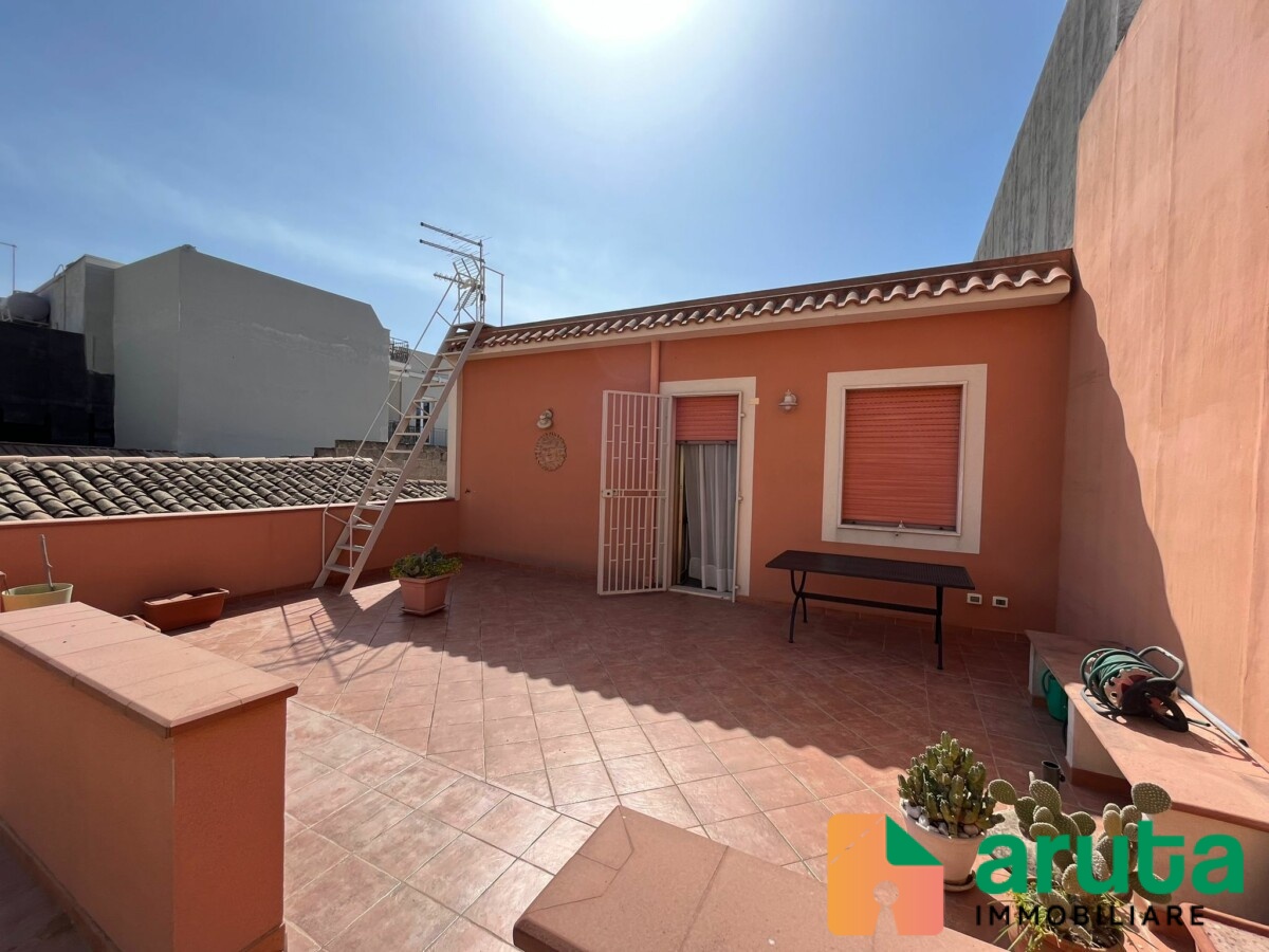 Pachino - Via Durando (14)