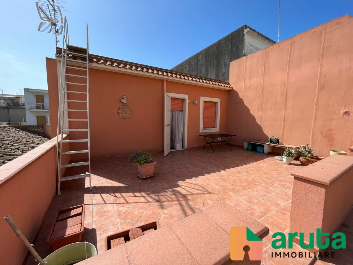 Pachino - Via Durando (31)