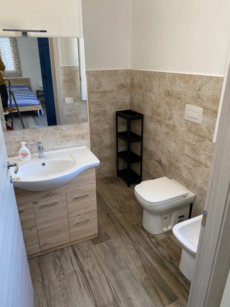 e25450c2-7b64-4107-b8ef-27aae1b36d7a