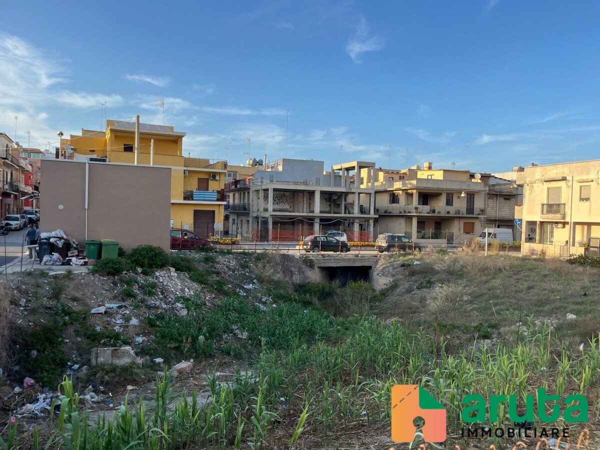 Pachino - Via Anita (2)