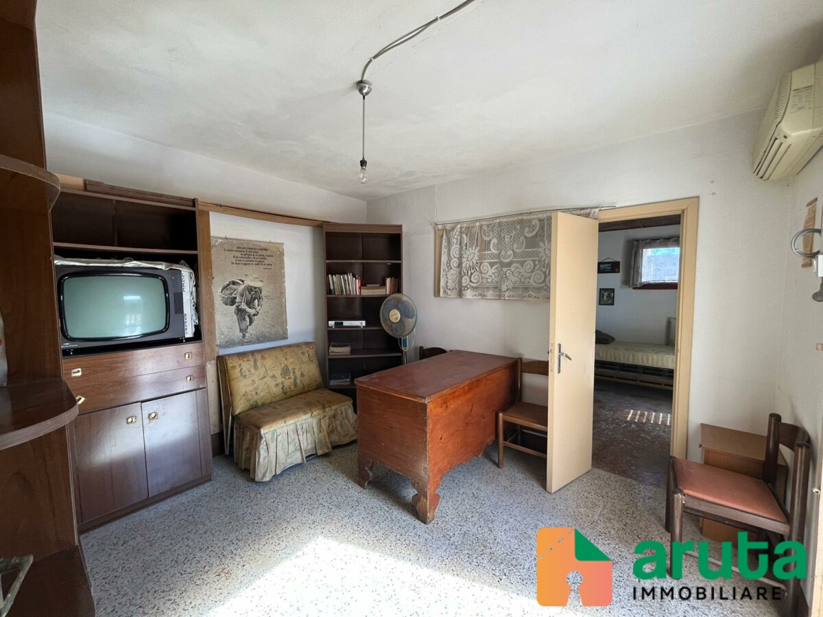 Pachino - Via Carlo Pisacane (12)