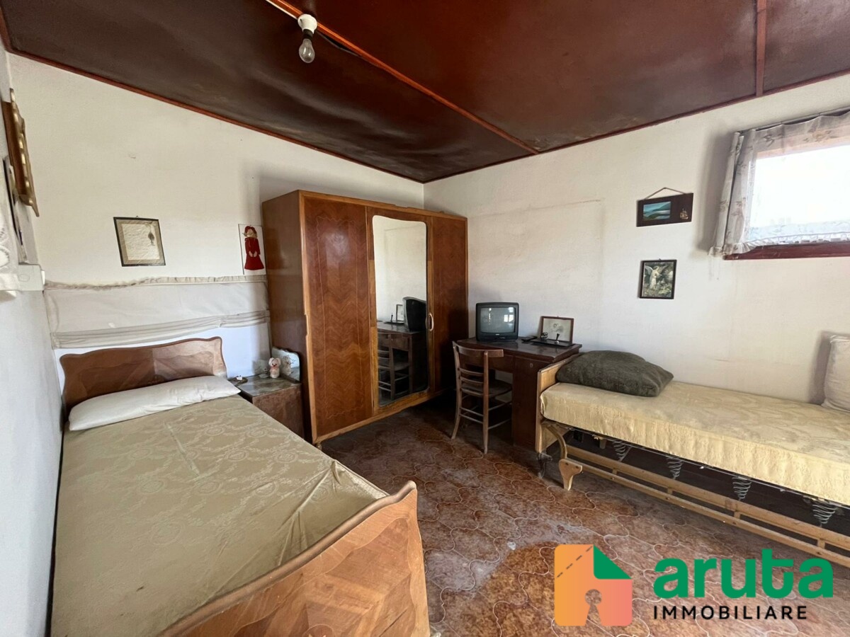 Pachino - Via Carlo Pisacane (6)