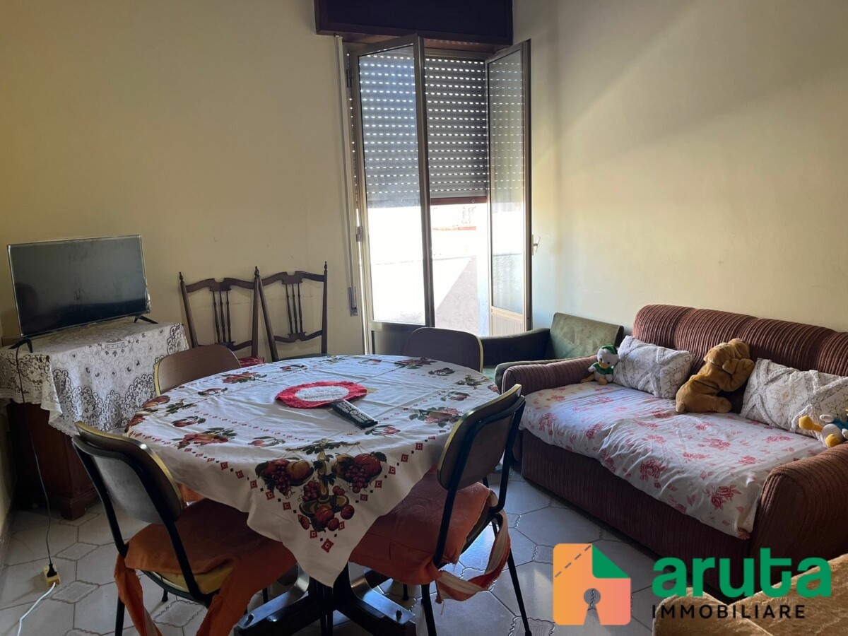 Pachino - Via Tommaseo (12)