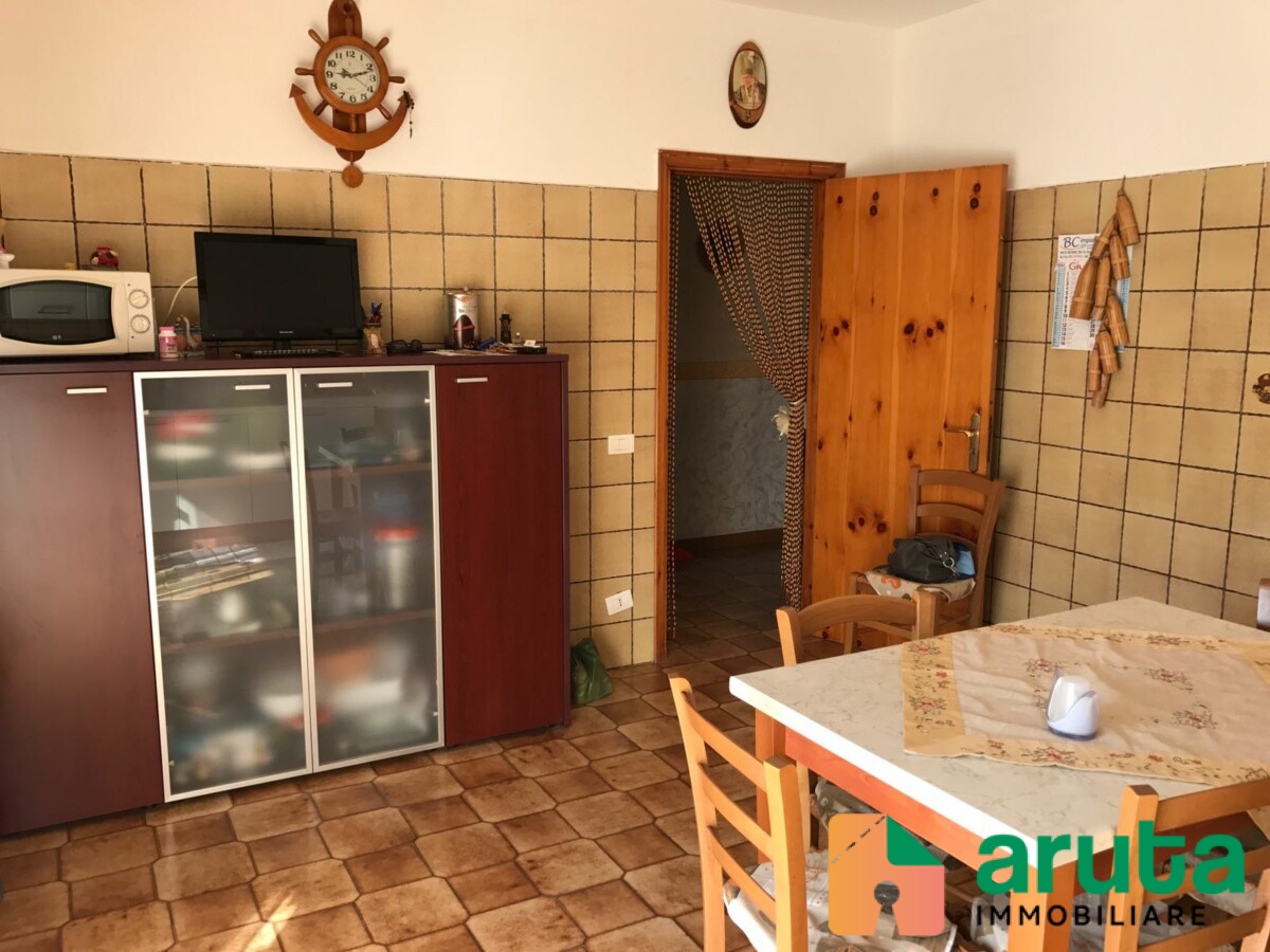 Via dei Gelsomini (19)