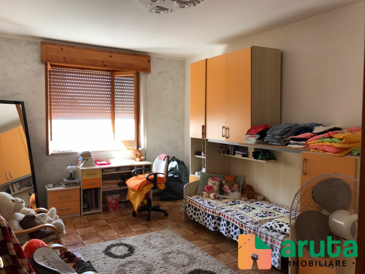 Via dei Gelsomini (20)