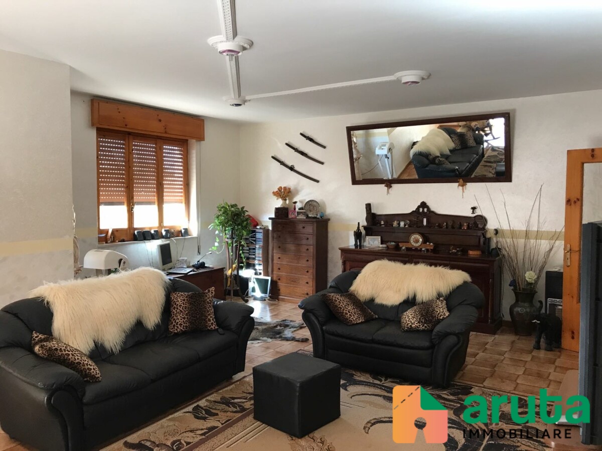 Via dei Gelsomini (32)