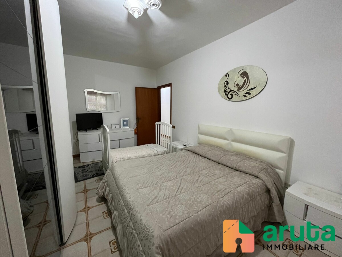 Pachino - Via Cassar Scalia (16)