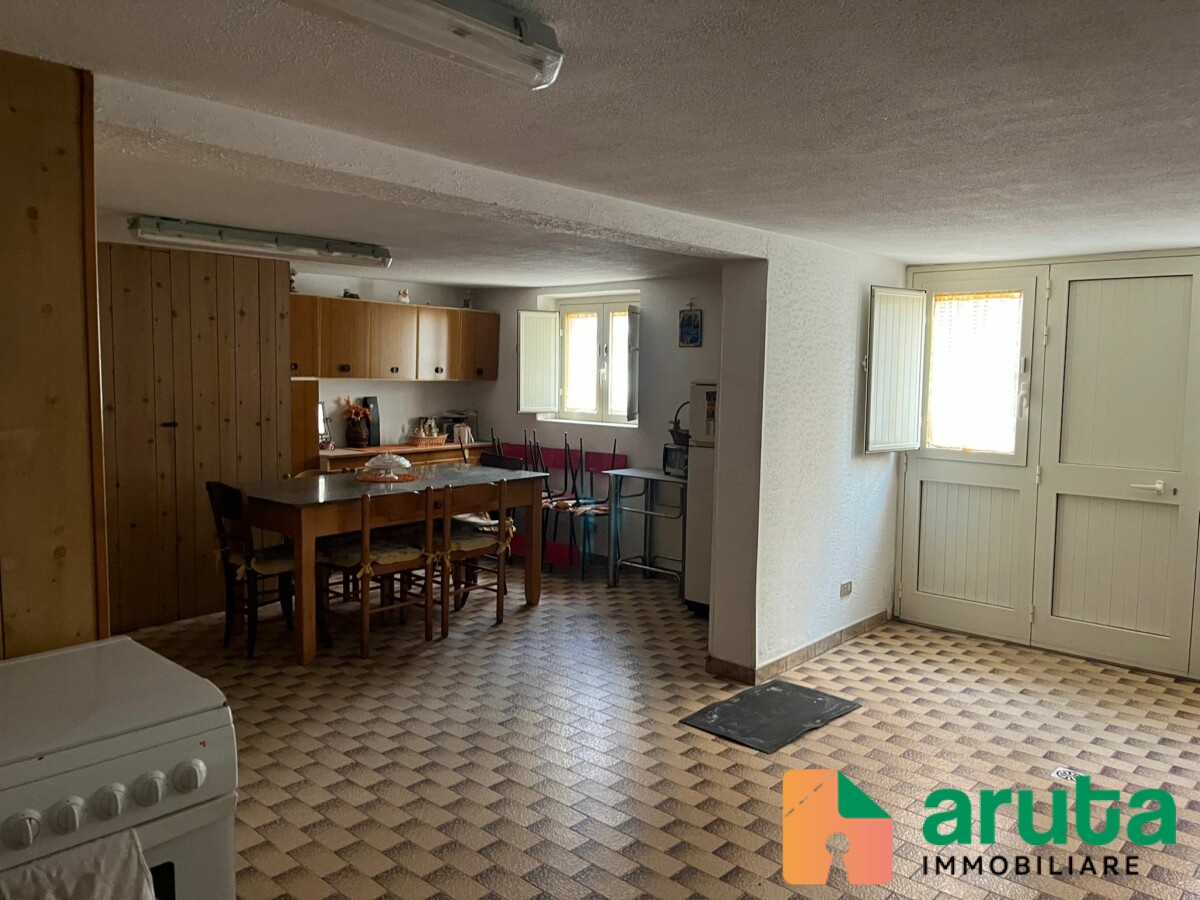 Pachino - Via Emilio Calogero angolo via La Marmora (18)