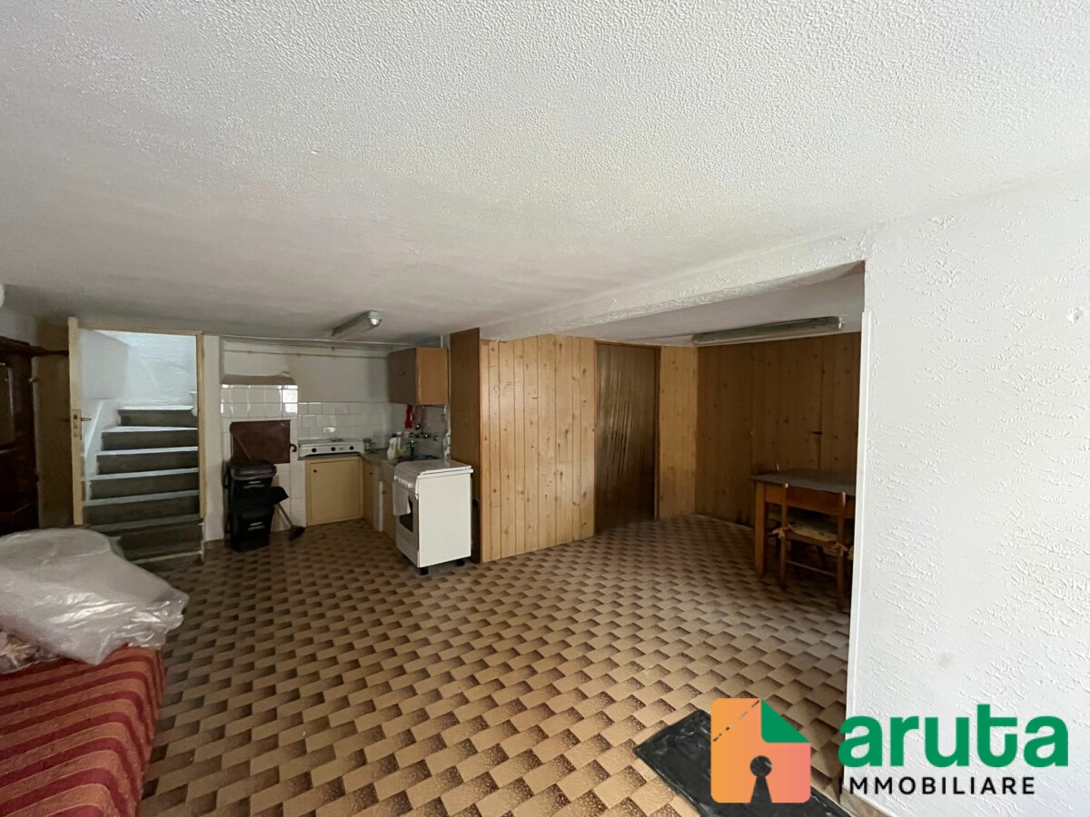 Pachino - Via Emilio Calogero angolo via La Marmora (19)