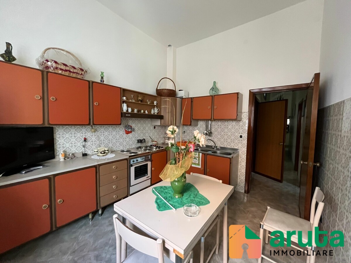 Pachino - Via Emilio Calogero angolo via La Marmora (2)