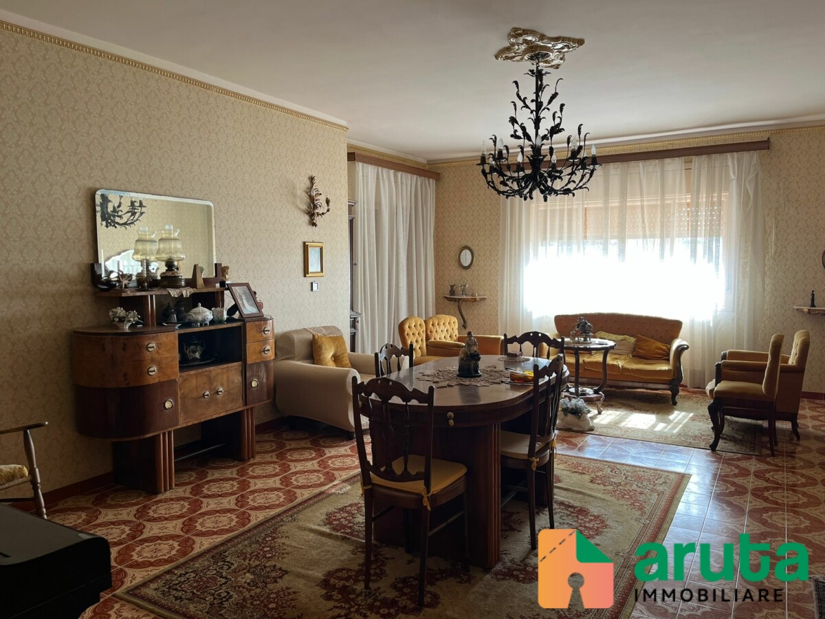 Pachino - Piazzale Nenni (10)