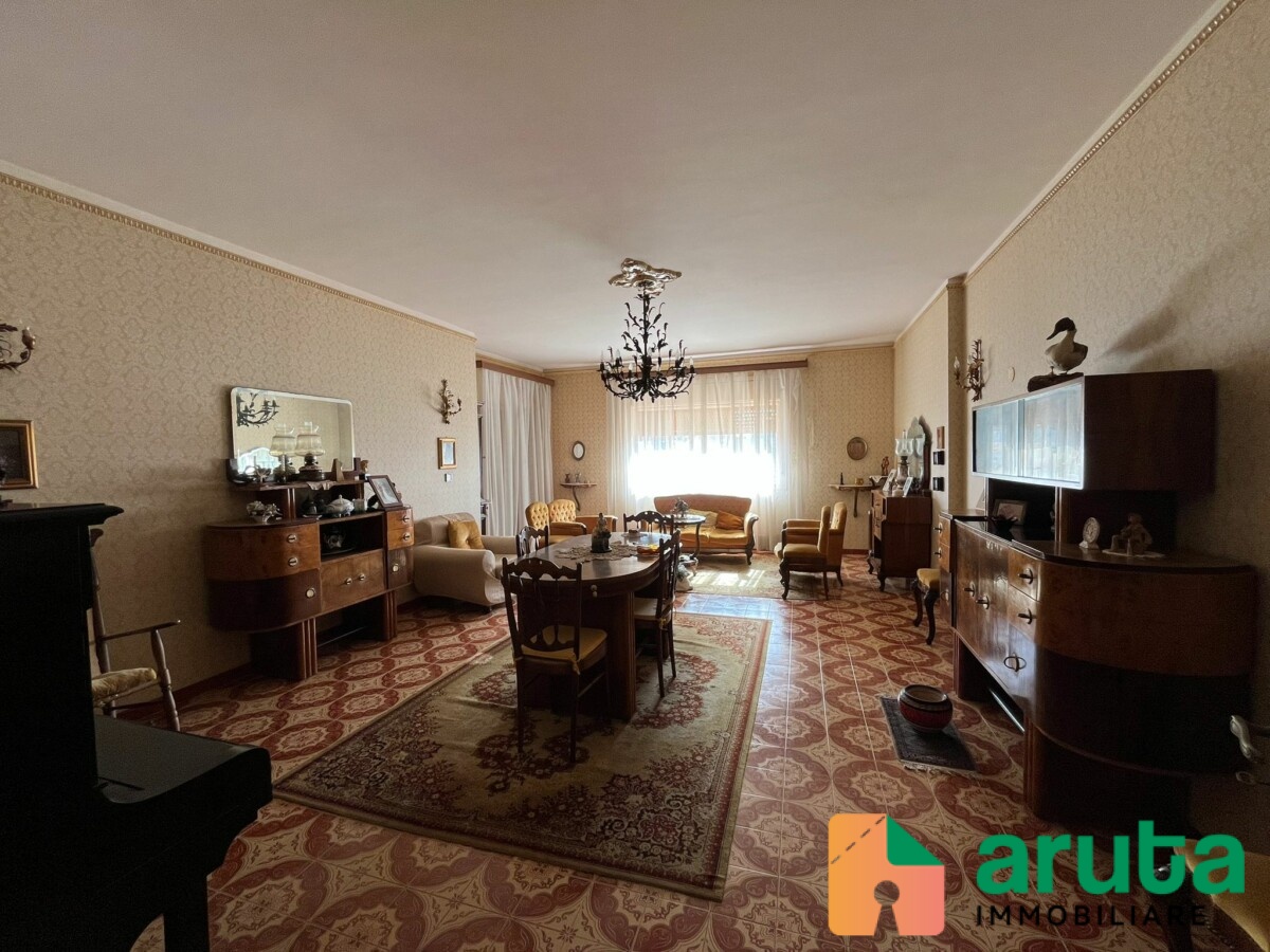 Pachino - Piazzale Nenni (22)