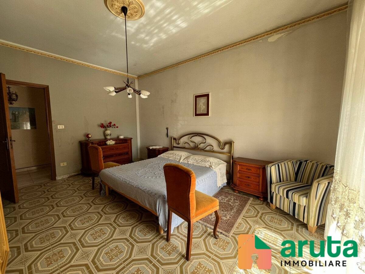 Pachino - Piazzale Nenni (36)