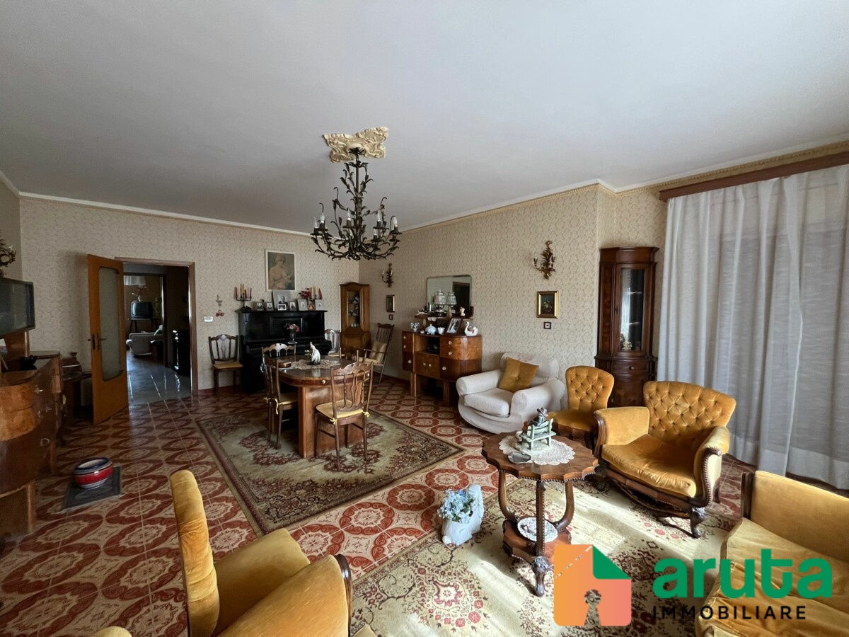 Pachino - Piazzale Nenni (5)