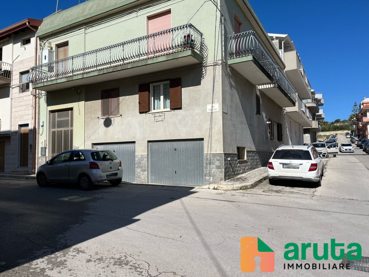 Ispica - Via Molise (9)