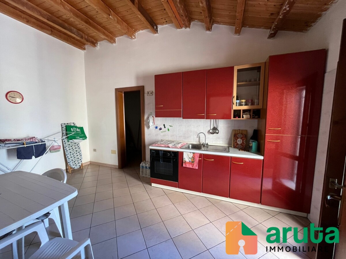 Pachino - Appartamento piazza Vittorio Emanuele (4)