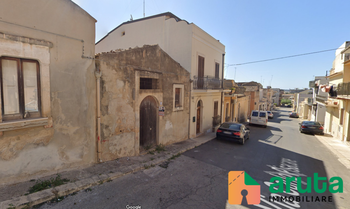 Pachino - Via Carlo Pisacane (1)