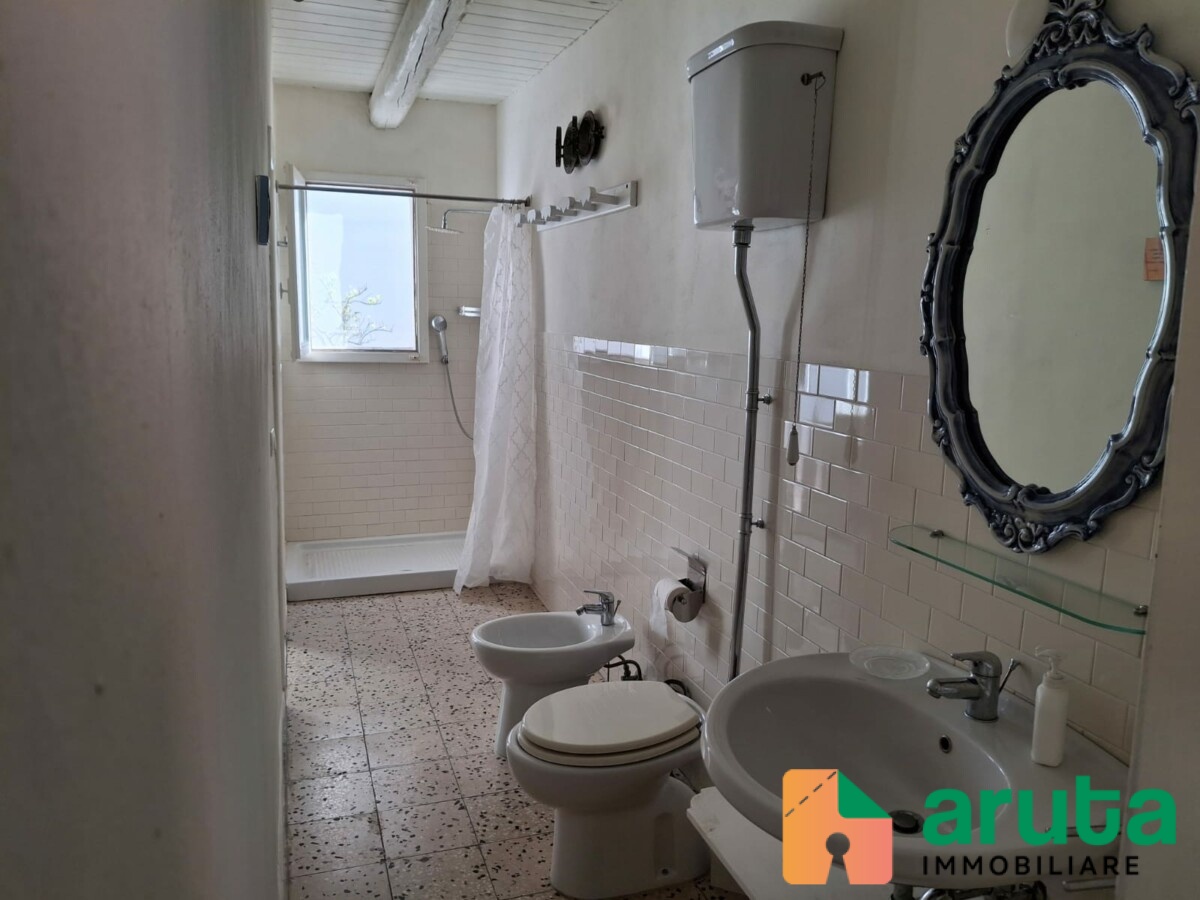 Pachino - Via Cassar Scalia (33)