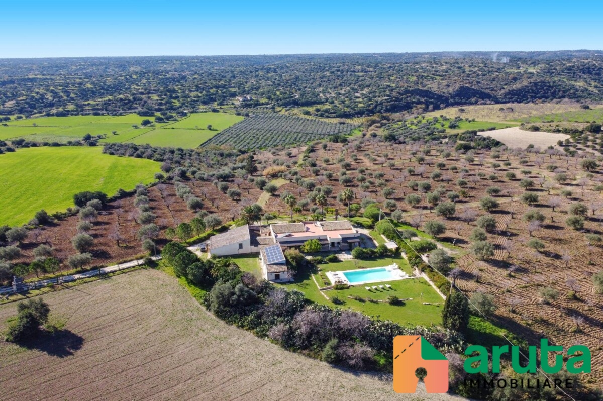 Noto - C.da Castelluccio (2)