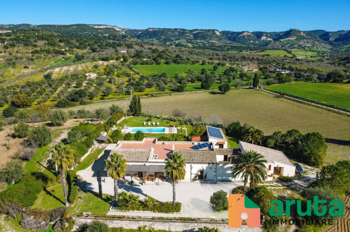 Noto - C.da Castelluccio (22)