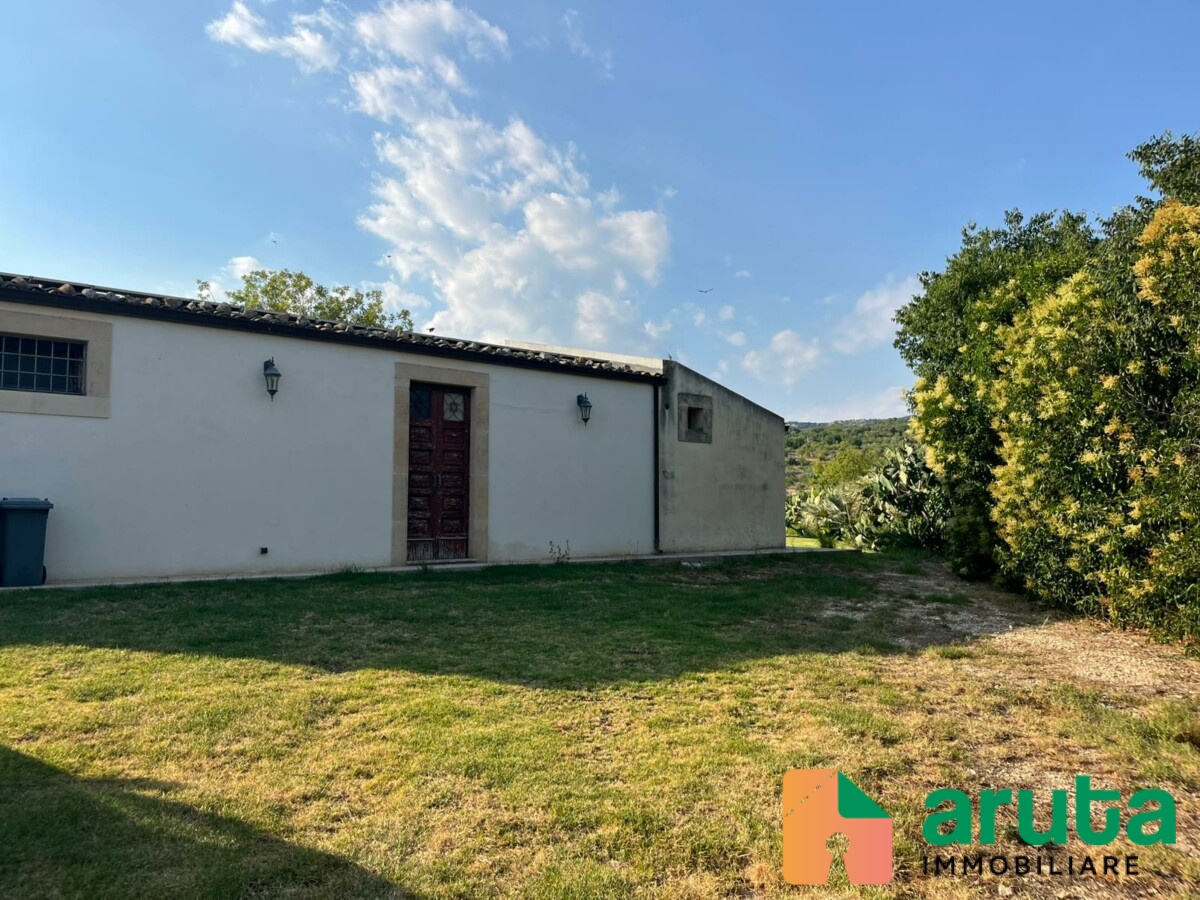 Noto - C.da Castelluccio (6)
