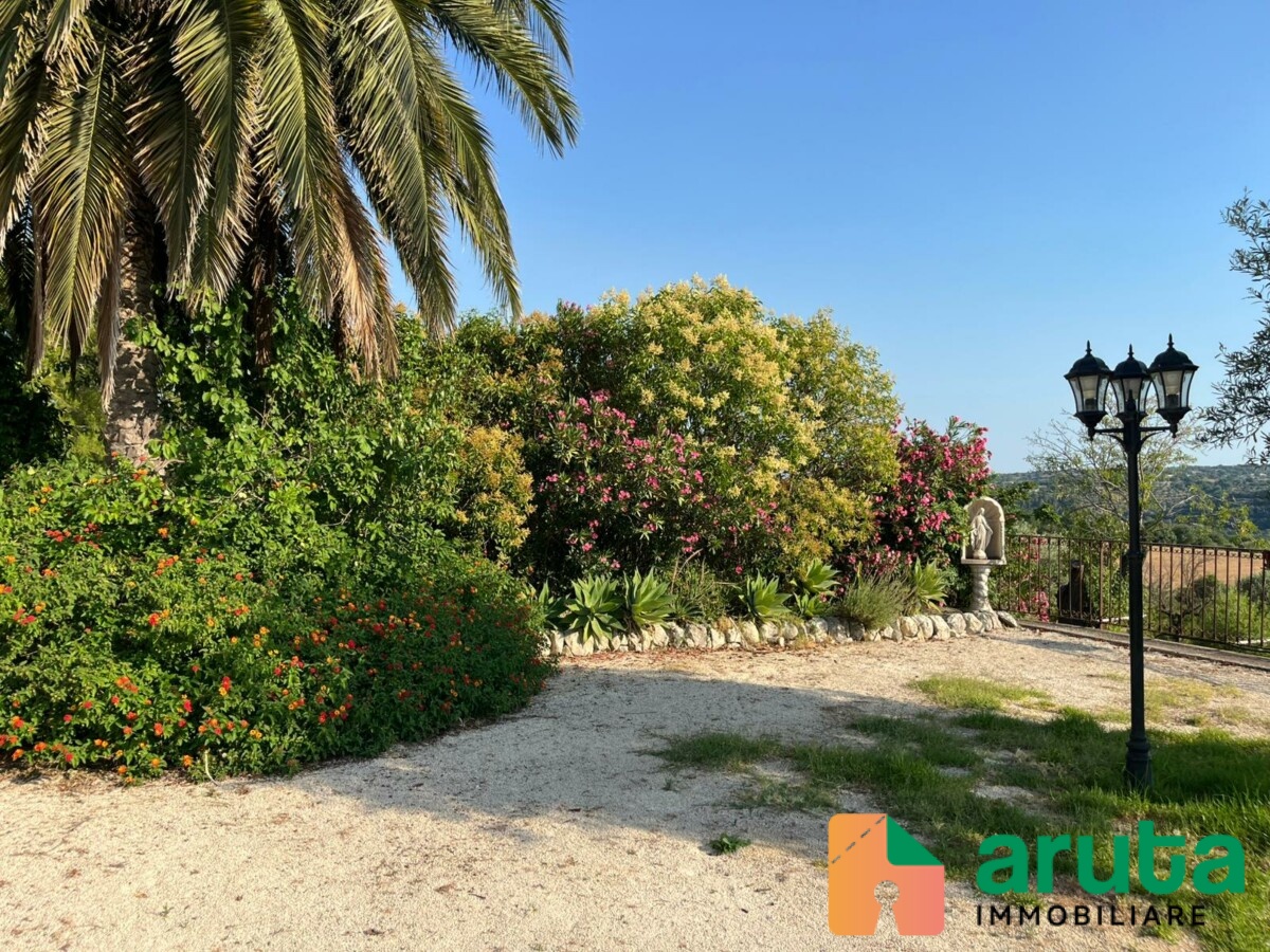 Noto - C.da Castelluccio (8)