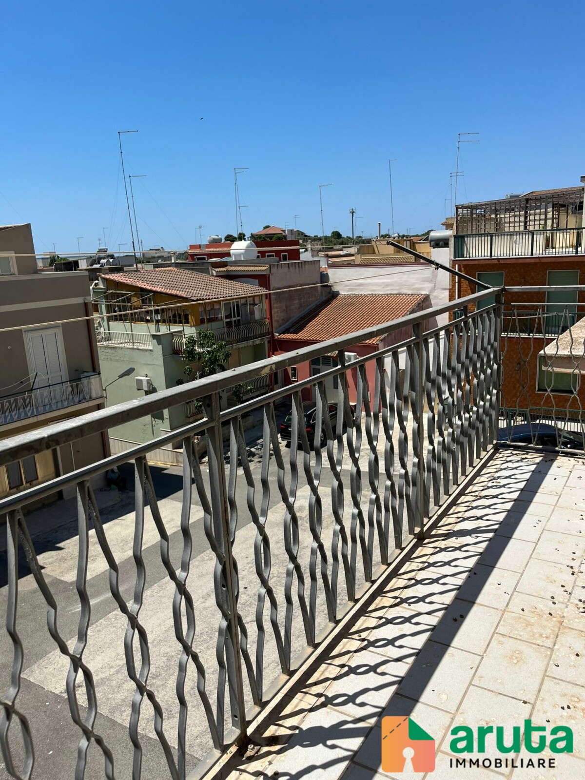 Pachino - Via Rossini (9)