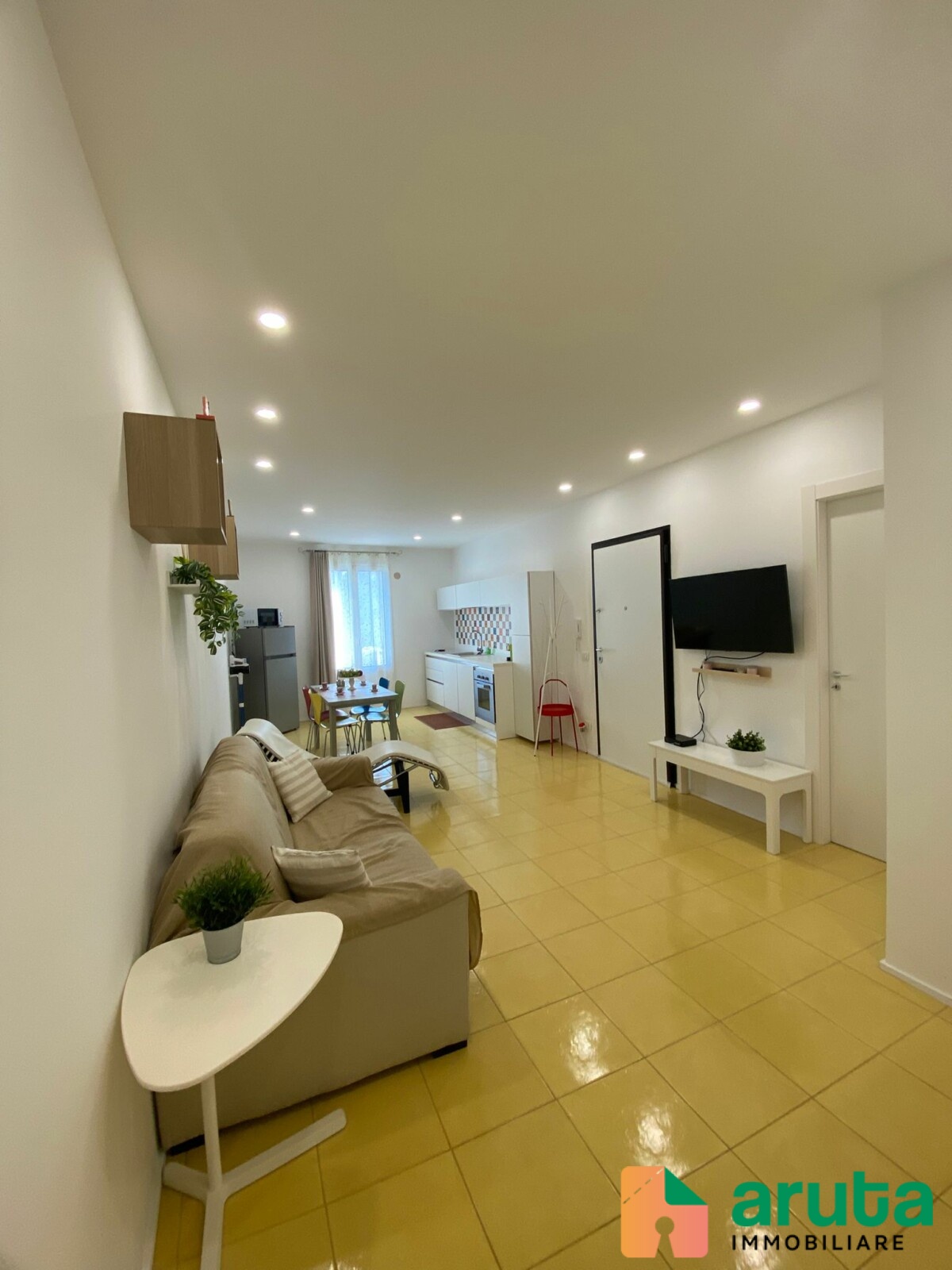 Portopalo - Via Lucio Tasca (19)