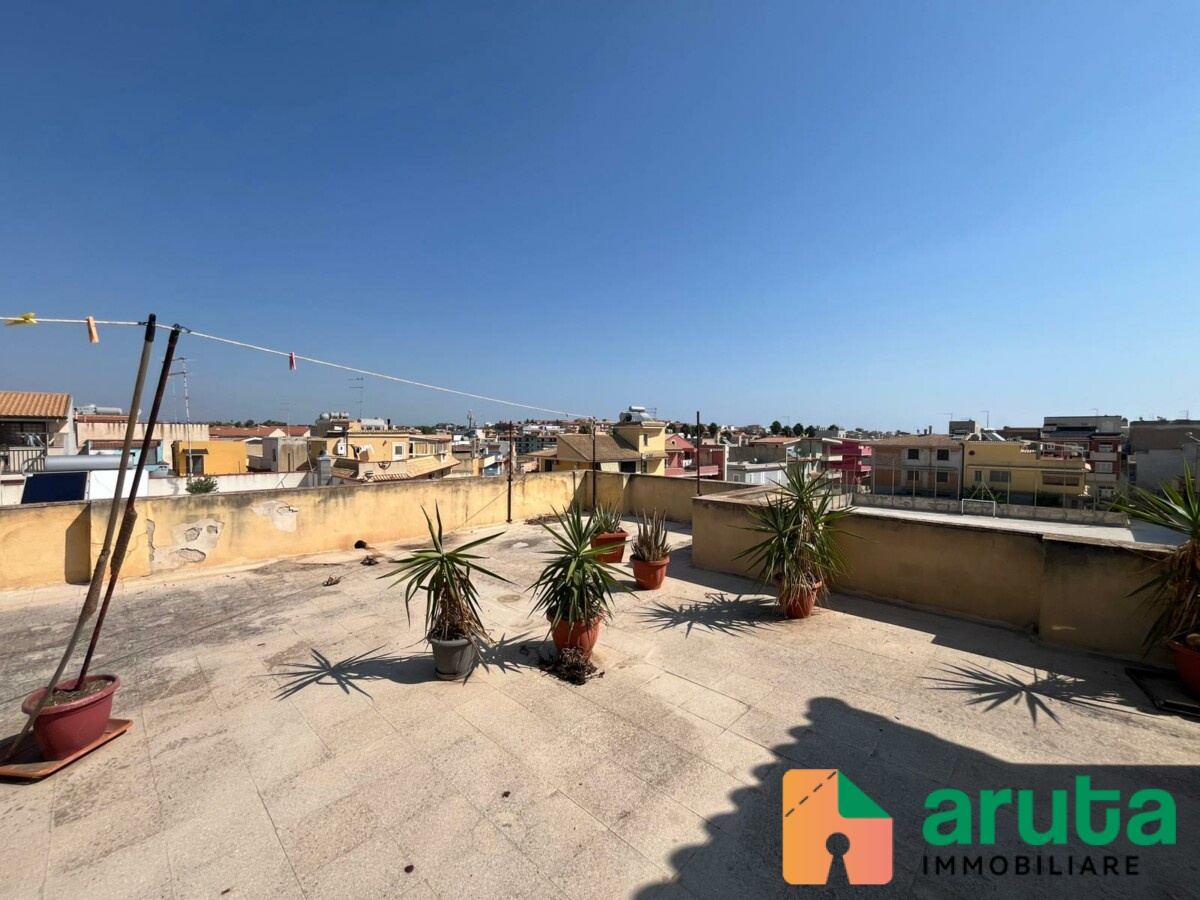 Pachino - Via Francesco Caruso (19)