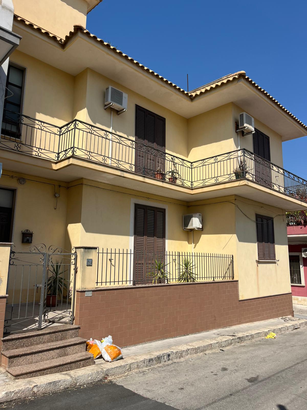 Pachino - Via Francesco Caruso (35)