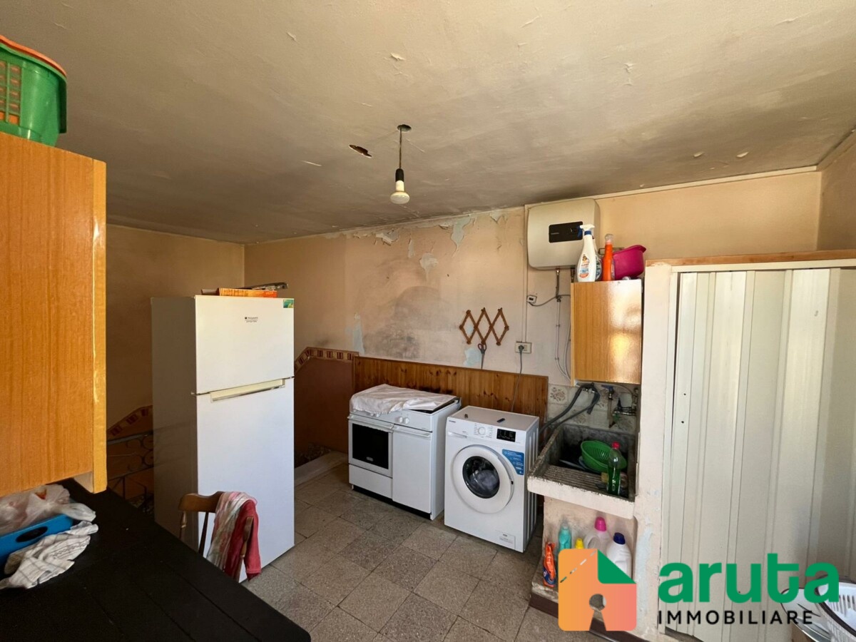 Pachino - Via Francesco Caruso (38)