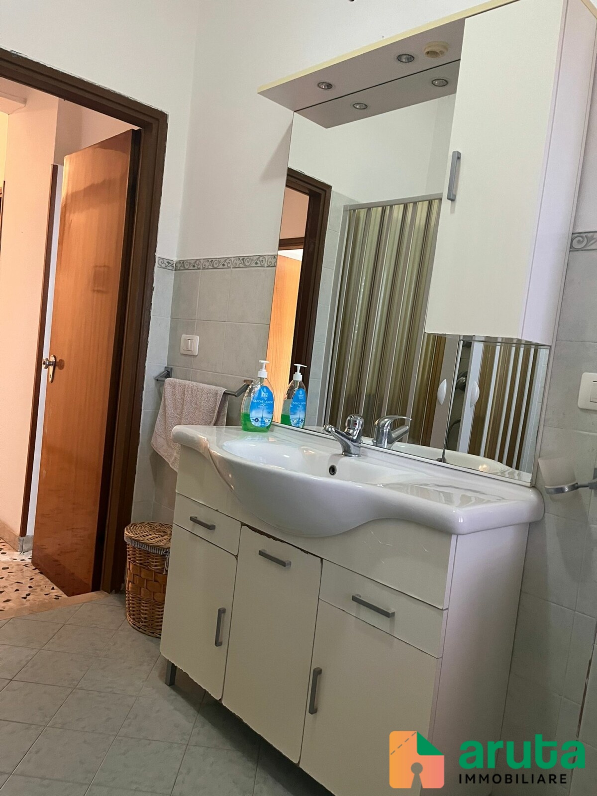 Noto - Via Ugo Lago (26)