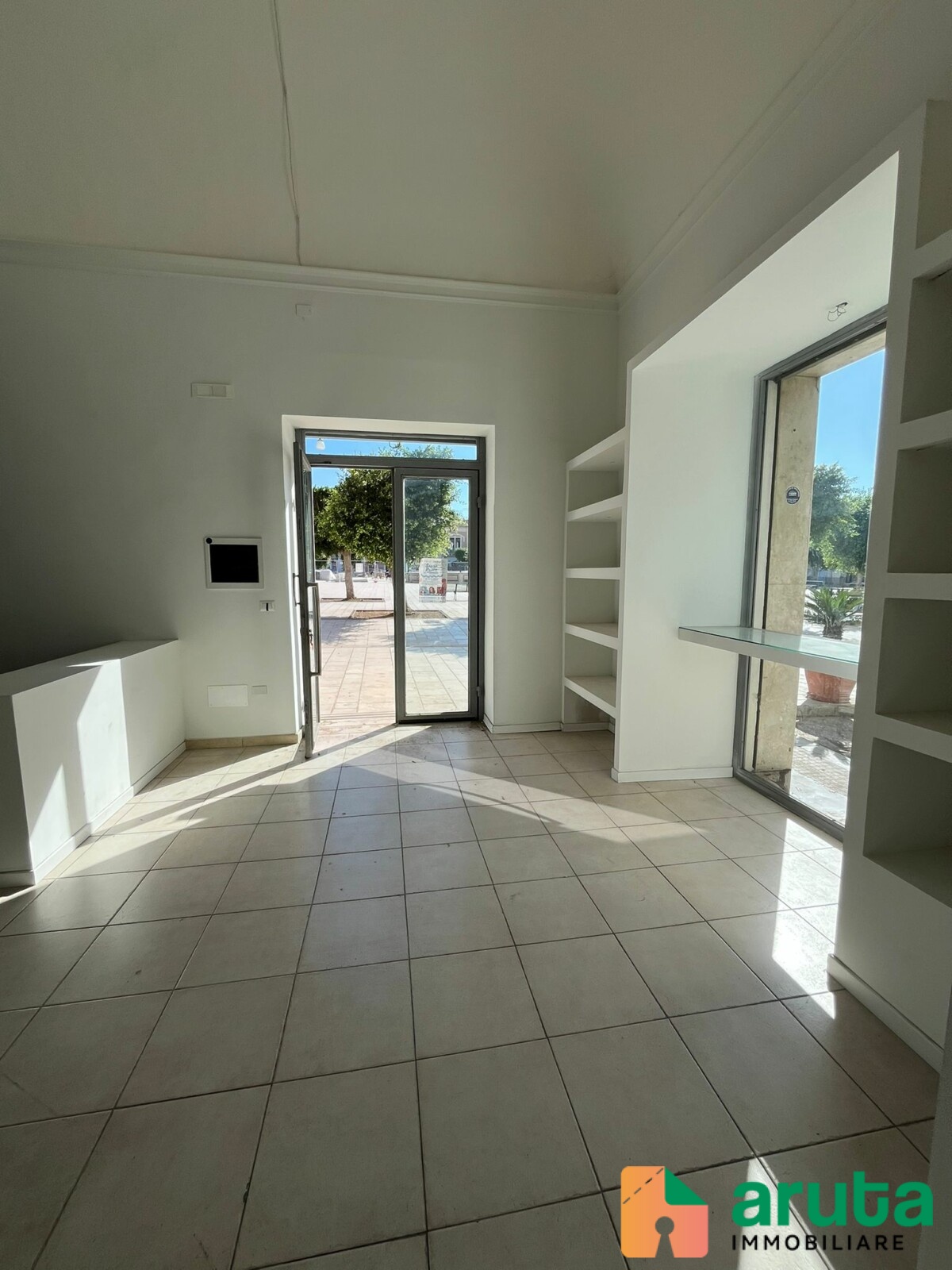 Pachino - Piazza Vittorio Emanuele angolo corso Nunzio Costa (1)