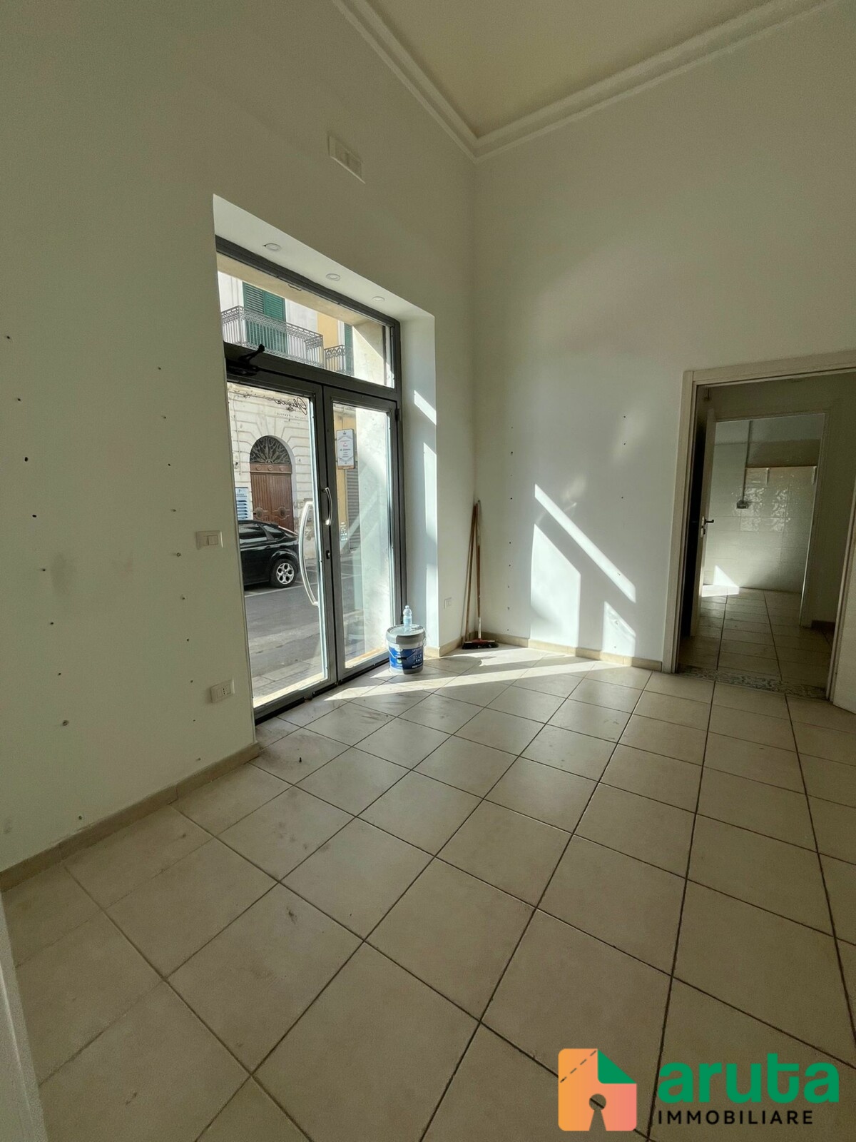 Pachino - Piazza Vittorio Emanuele angolo corso Nunzio Costa (14)