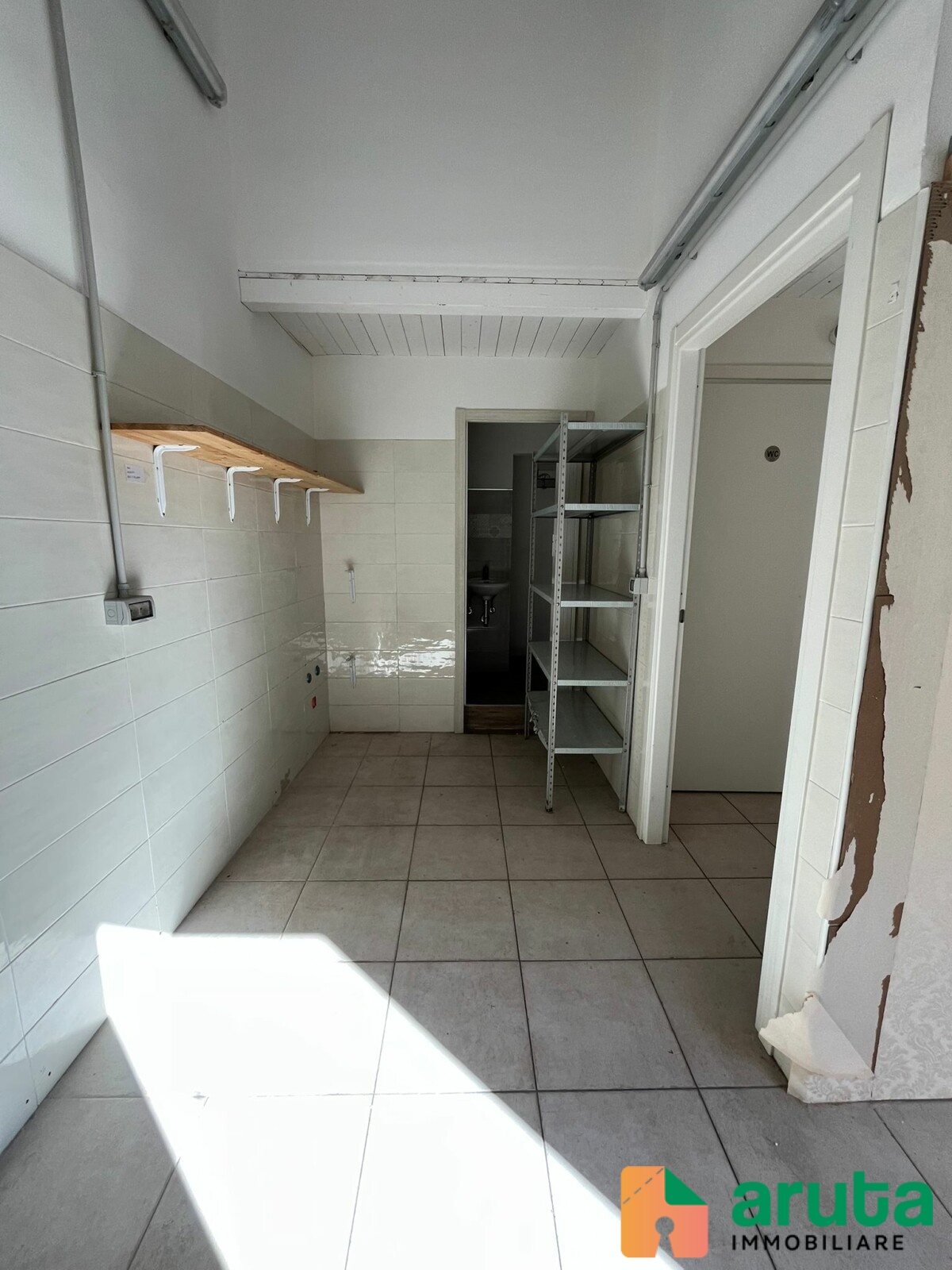 Pachino - Piazza Vittorio Emanuele angolo corso Nunzio Costa (16)