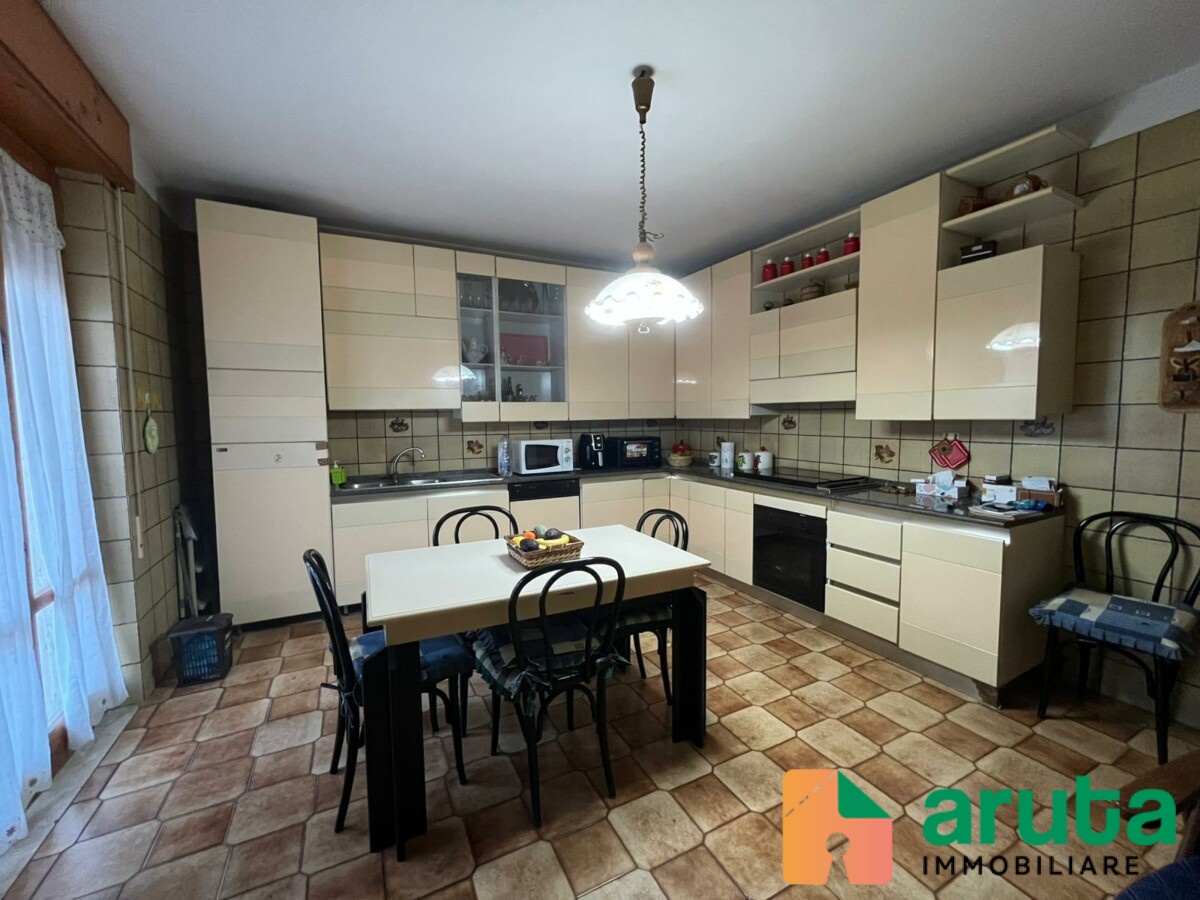 Pachino - Via Dei Gelsomini (49)