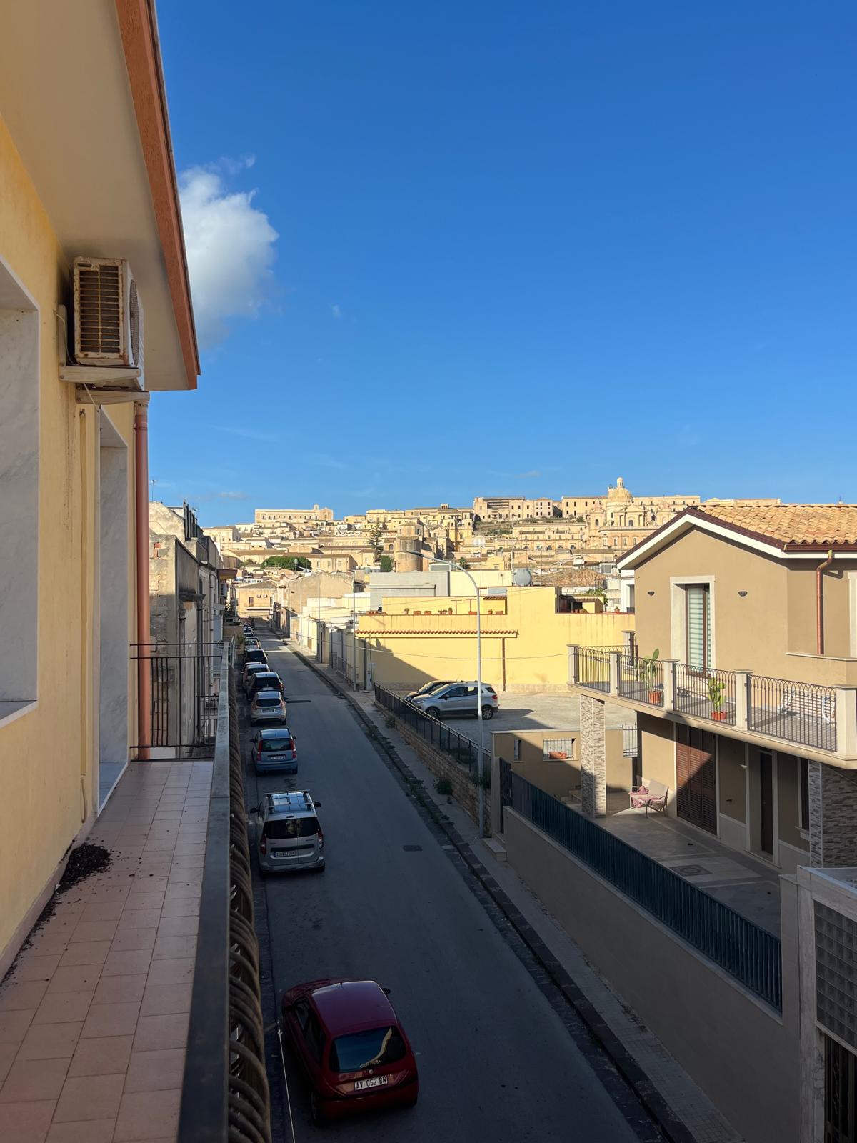 Noto - Via Firenze (8)