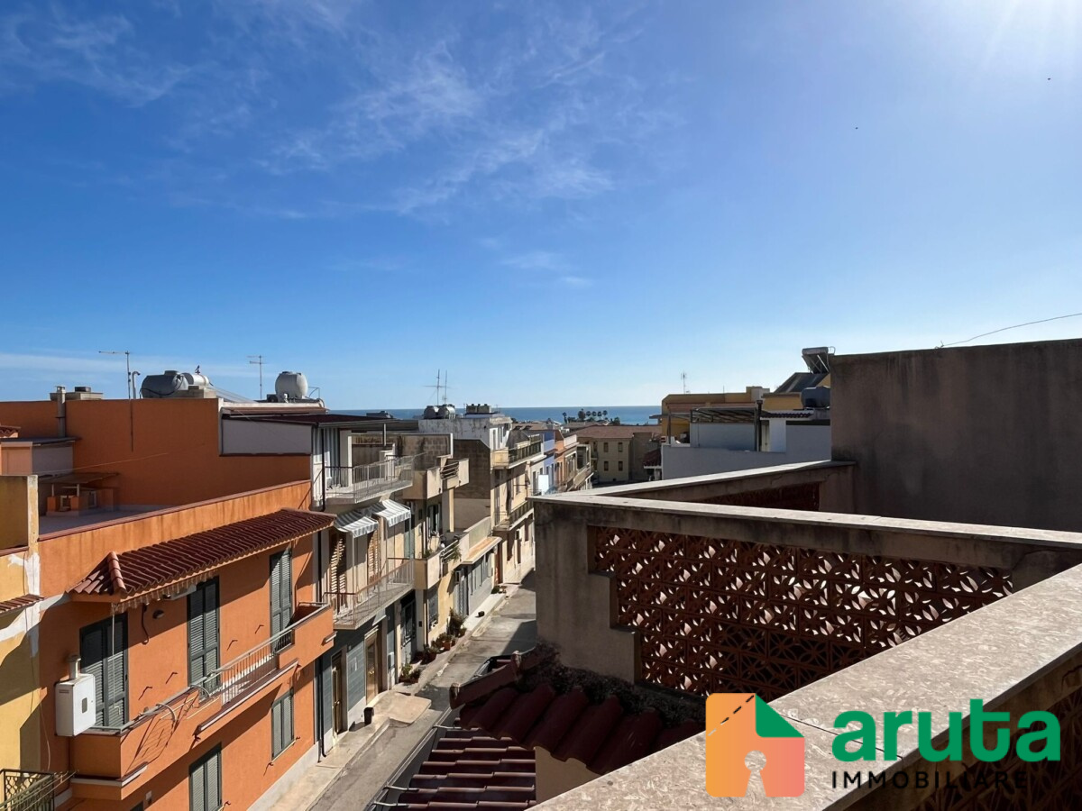 Avola - Corso Garibaldi (13)