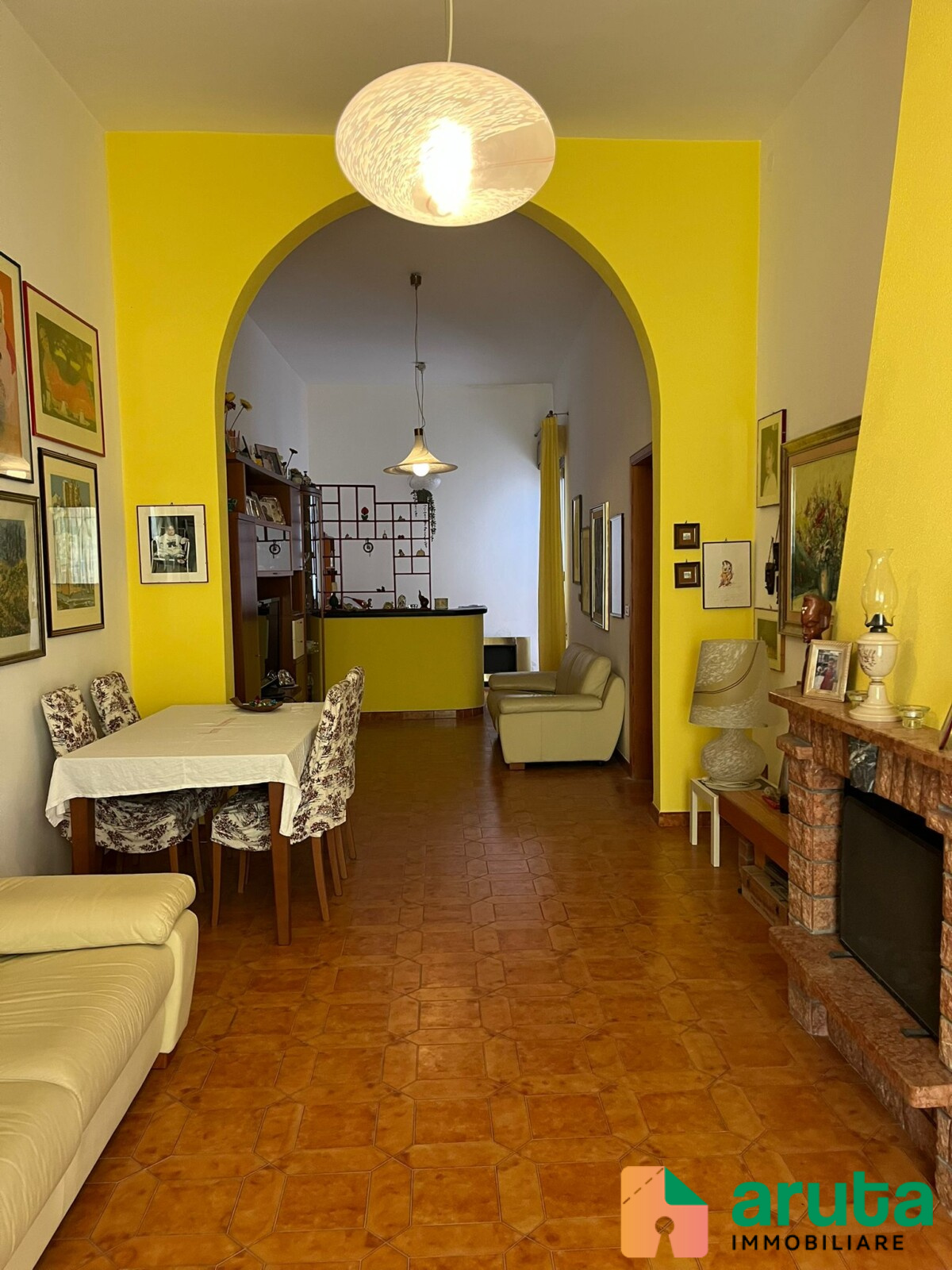 Avola - Corso Garibaldi (25)